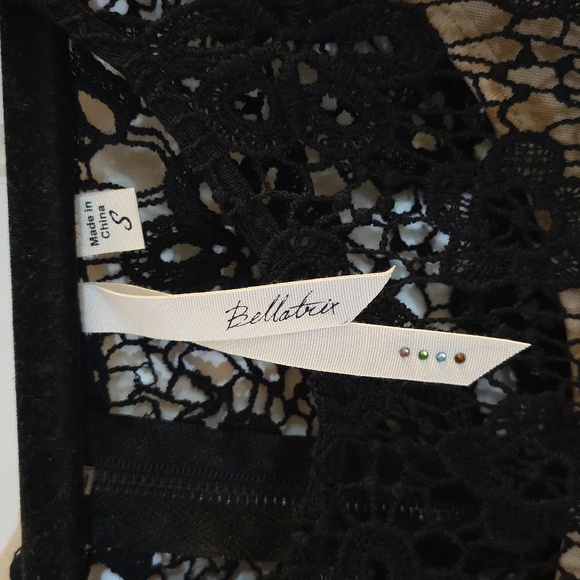Bellatrix Black Lace Blouse With Tank Small - Picture 3 of 8